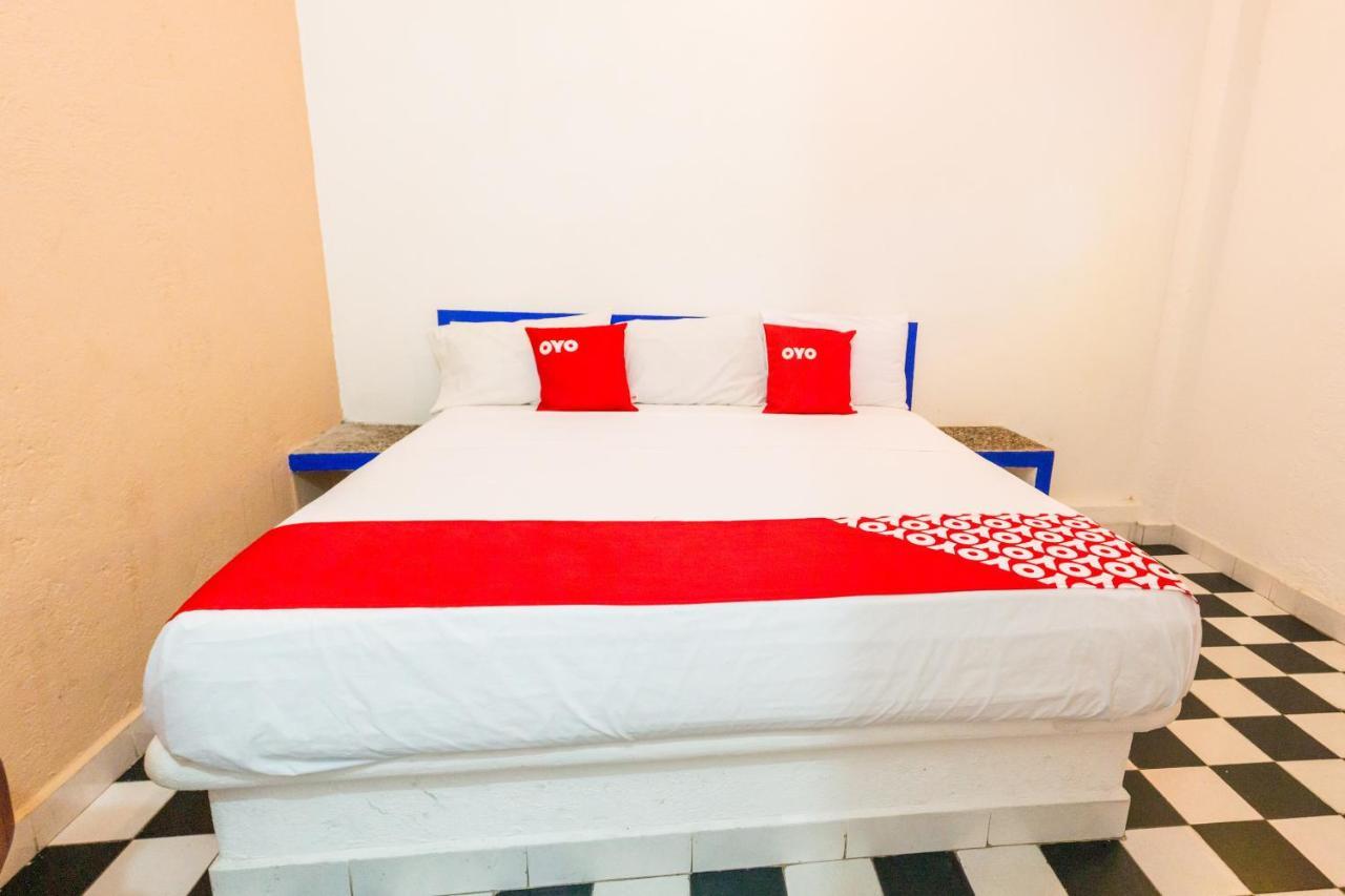 Hotel Isis Zihuatanejo Extérieur photo