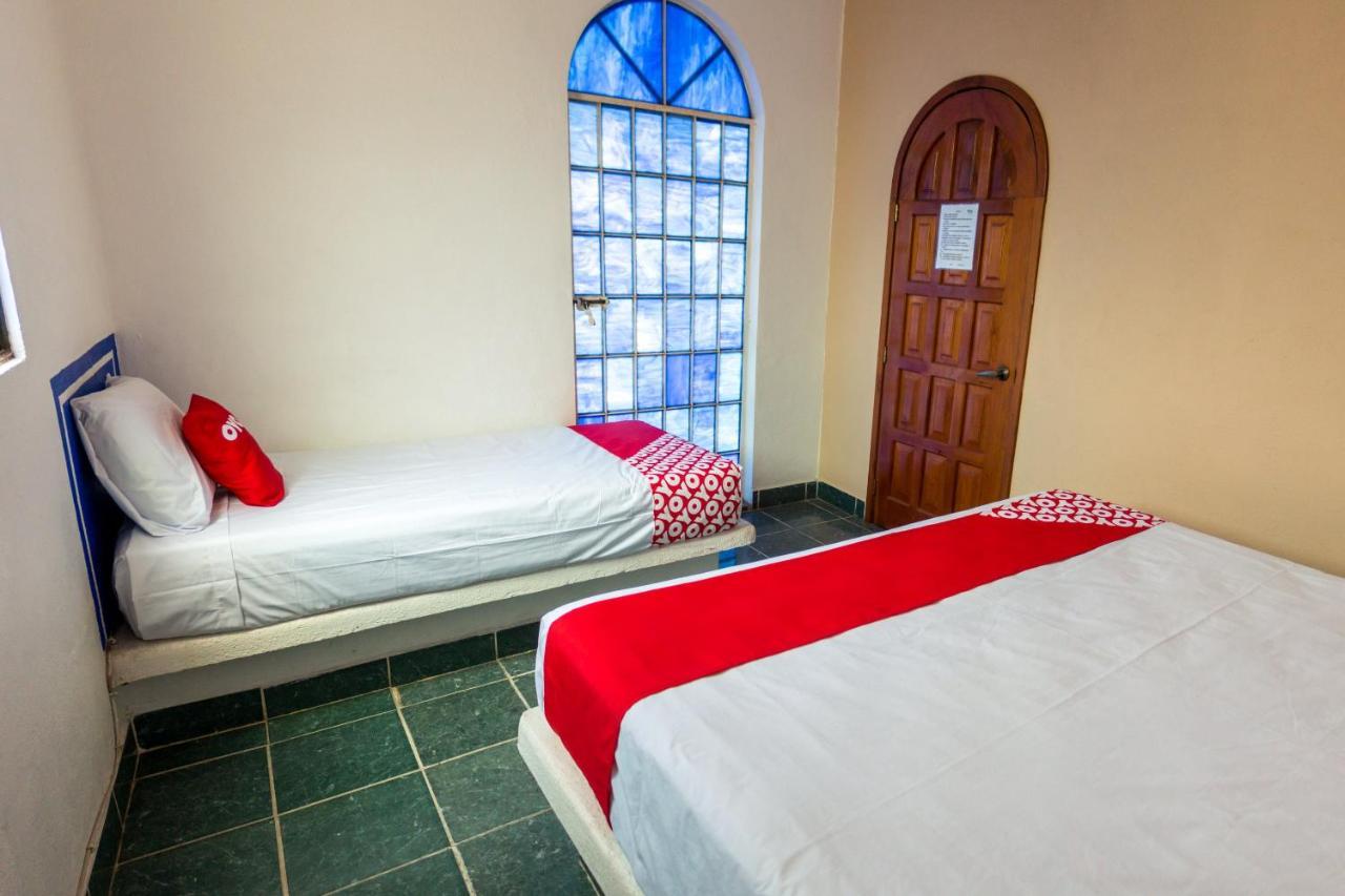 Hotel Isis Zihuatanejo Extérieur photo