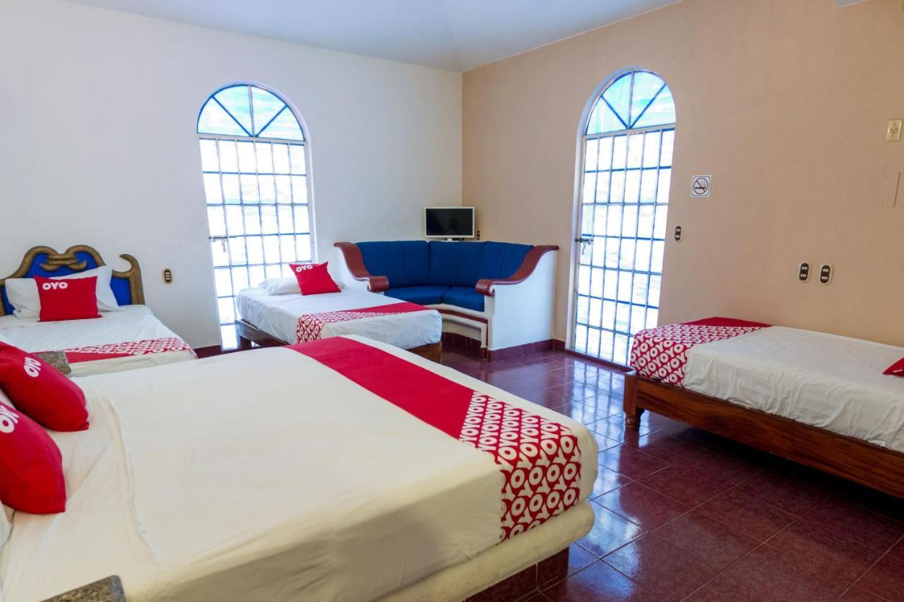 Hotel Isis Zihuatanejo Extérieur photo