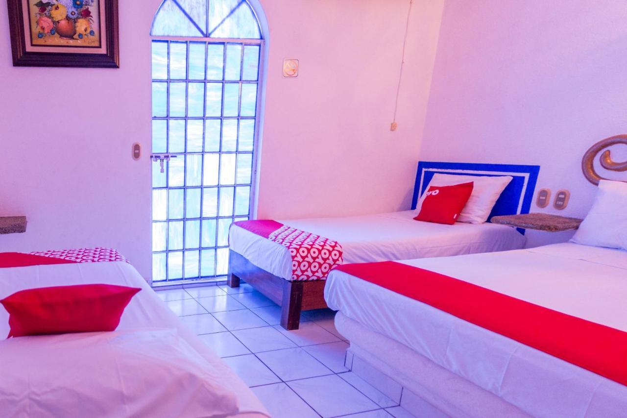 Hotel Isis Zihuatanejo Extérieur photo