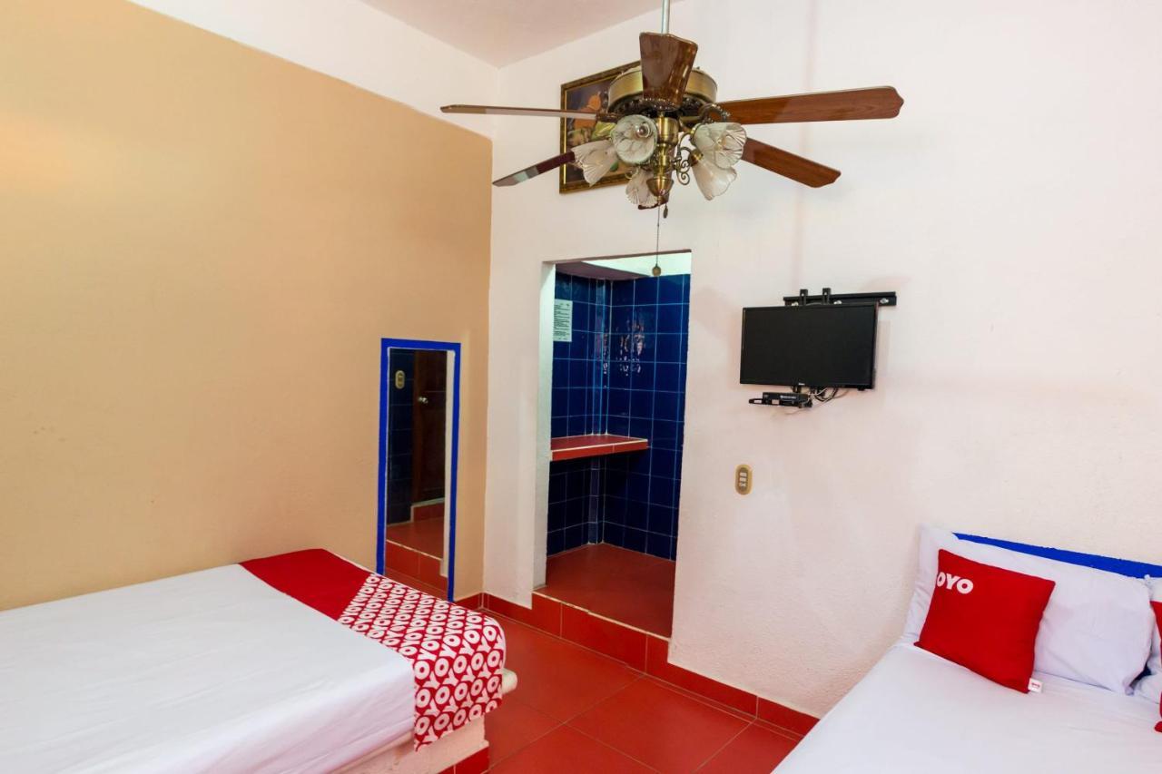 Hotel Isis Zihuatanejo Extérieur photo