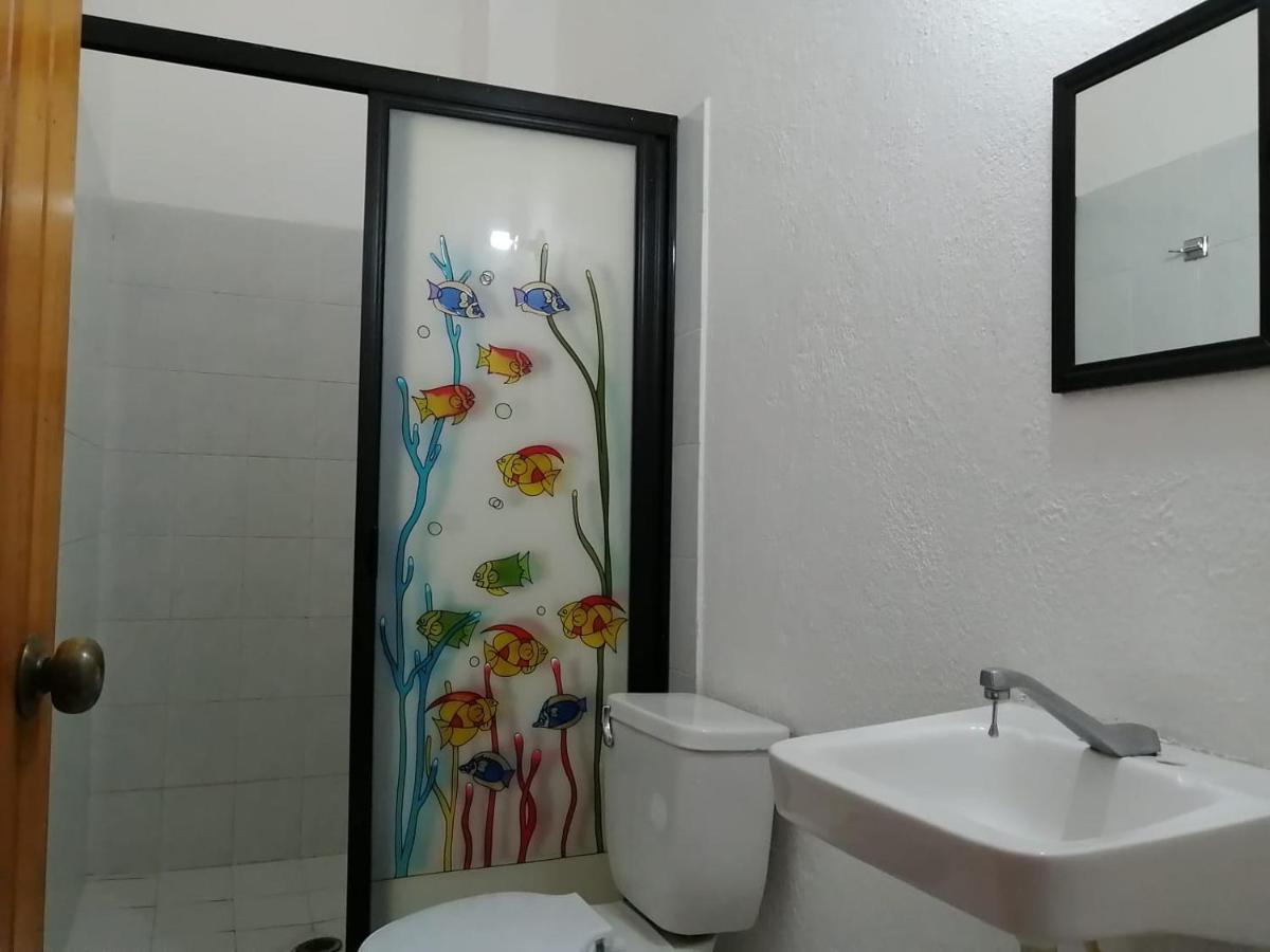 Hotel Isis Zihuatanejo Extérieur photo